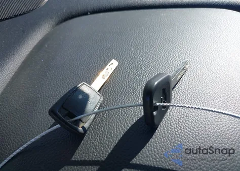 2016 Chevrolet Silverado 1500 Wt z USA, uszkodzony, nr VIN 1GCRCNEH9GZ268318